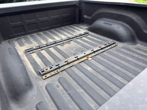 Used 2018 RAM 2500 Tradesman w/ Chrome Appearance Group AWD/4WD image 7