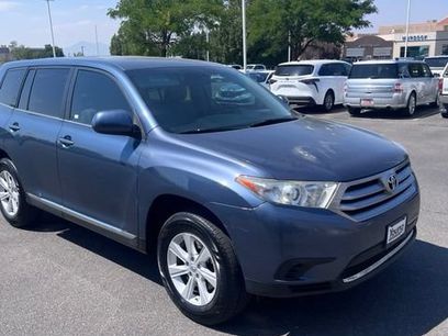 Used 2013 Toyota Highlander 4WD w/ Cold Weather Pkg