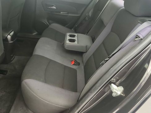 Used 2014 Chevrolet Cruze LT image 24