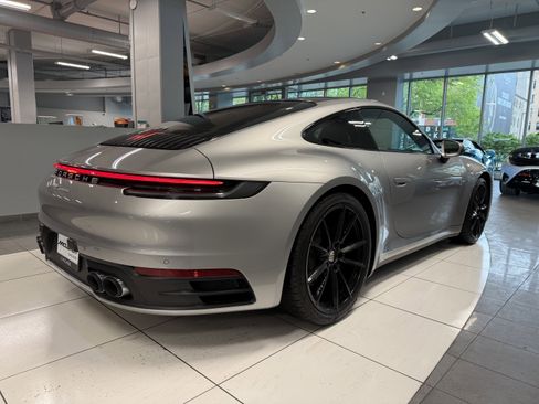 Used 2020 Porsche 911 Carrera w/ Sport Chrono Package RWD image 4