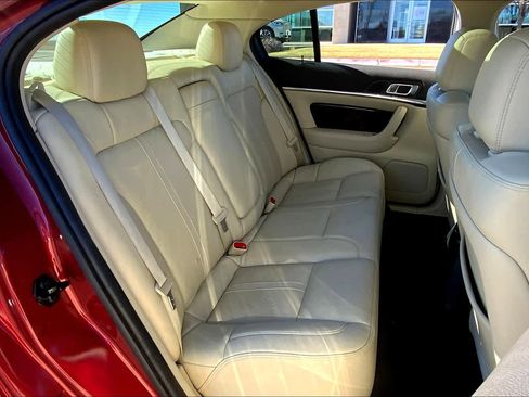 Used 2014 Lincoln MKS AWD w/ Equipment Group 201A image 19