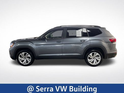 Certified 2023 Volkswagen Atlas SE w/ Panoramic Sunroof Package AWD/4WD image 2