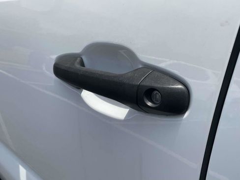 Used 2022 Toyota Tacoma SR RWD image 29