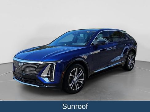 Used 2024 Cadillac Lyriq Luxury RWD image 9