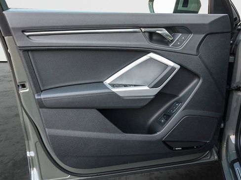 New 2025 Audi Q3 2.0T Premium image 21