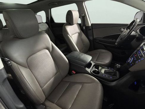 Used 2017 Hyundai Santa Fe Limited FWD image 30
