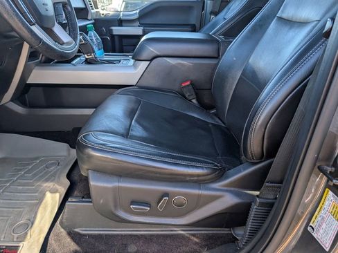 Used 2016 Ford F150 Lariat w/ Equipment Group 502A Luxury image 9