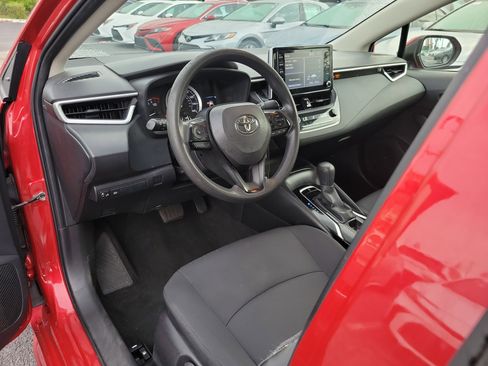 Used 2020 Toyota Corolla LE image 19