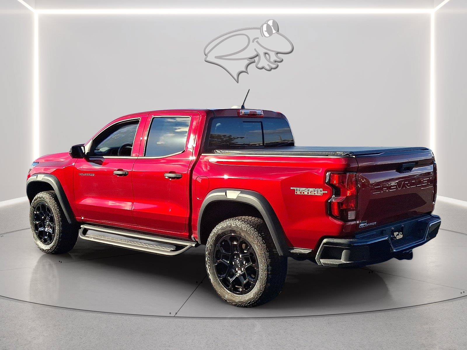 Used 2026 Chevrolet Colorado Trail Boss AWD/4WD image 3