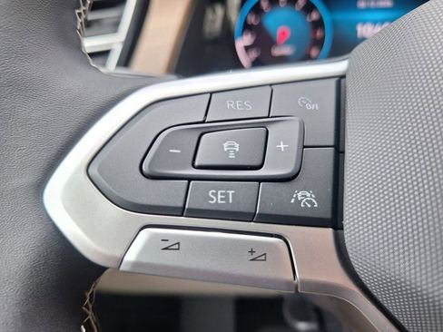 New 2026 Volkswagen Atlas SE image 13