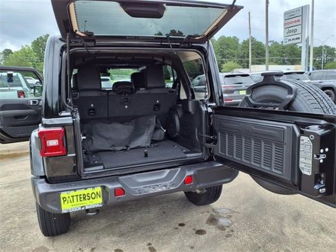 New 2025 Jeep Wrangler Sahara image 17