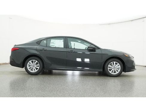 New 2026 Toyota Camry LE image 27