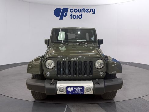 Used 2015 Jeep Wrangler Unlimited Sahara w/ Connectivity Group image 2