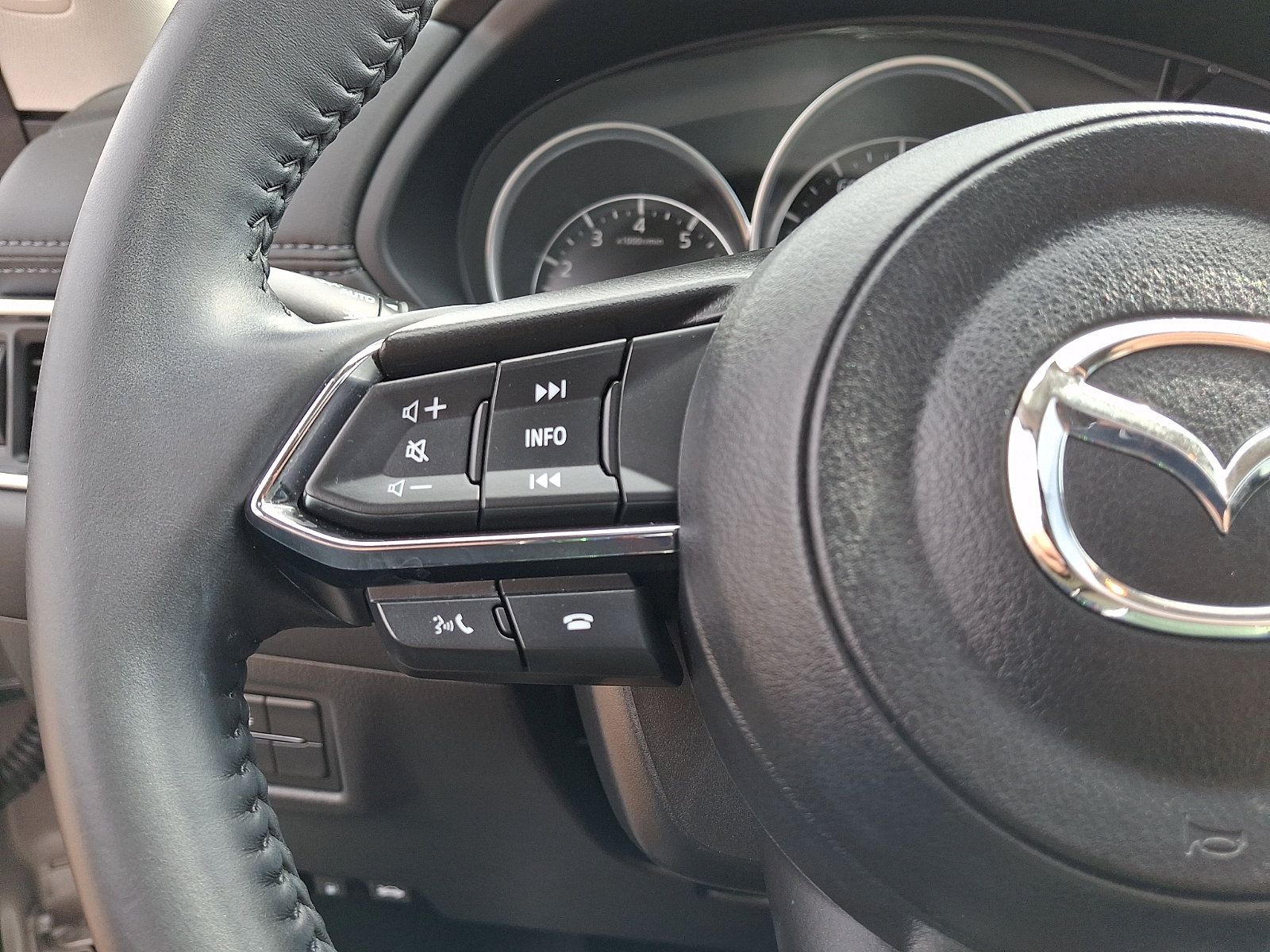 Certified 2025 MAZDA CX-5 AWD 2.5 S w/ Preferred Package image 22