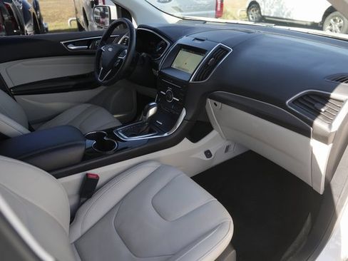 Used 2016 Ford Edge Titanium w/ Equipment Group 301A image 18