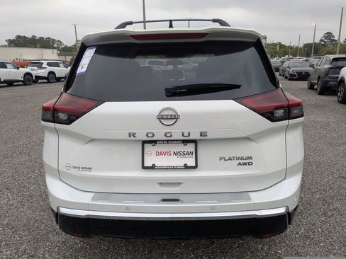 New 2026 Nissan Rogue Platinum w/ Platinum Premium Package AWD/4WD image 6
