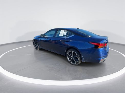 Used 2024 Nissan Altima 2.5 SR image 6