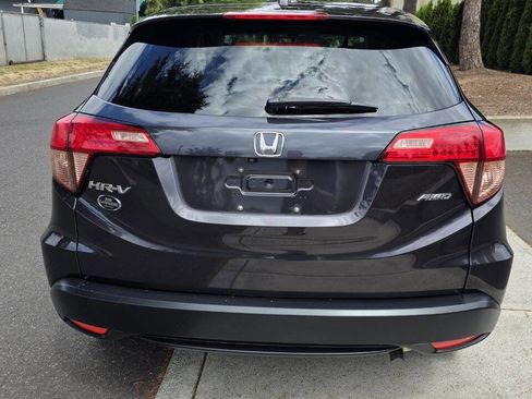 Used 2016 Honda HR-V EX image 8
