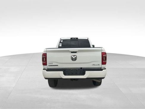 Used 2023 RAM 2500 Laramie AWD/4WD image 4