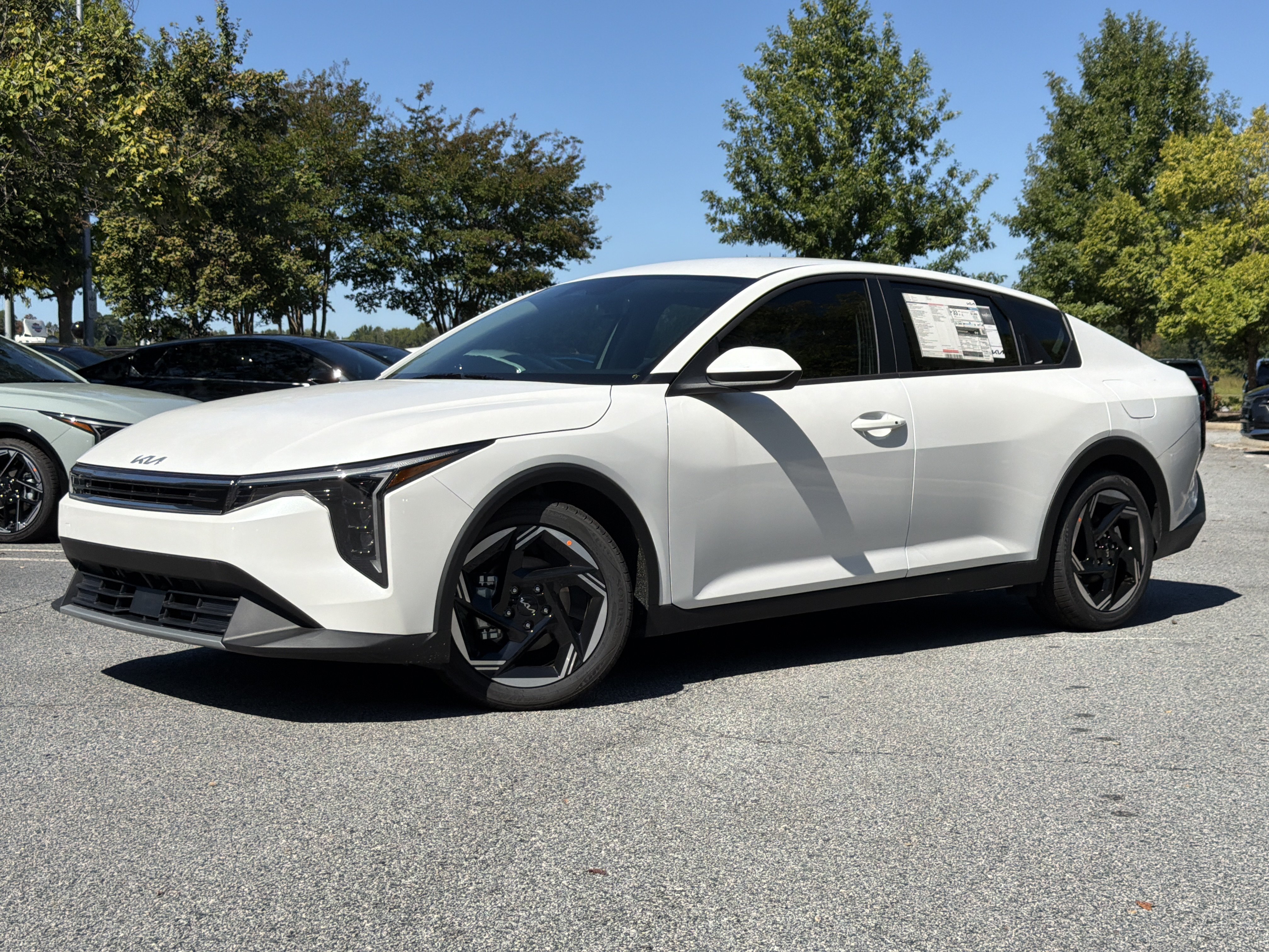 New 2026 Kia K4 EX FWD image 1