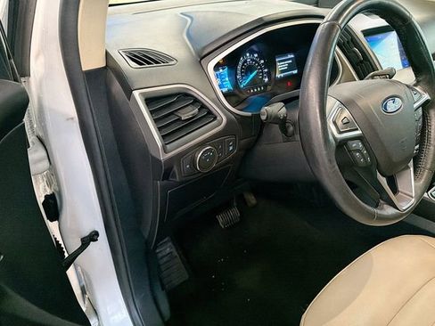 Used 2020 Ford Edge SEL w/ Convenience Package image 10