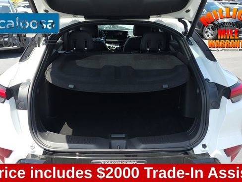 Used 2024 Buick Envista Sport Touring w/ Convenience II Package FWD image 10