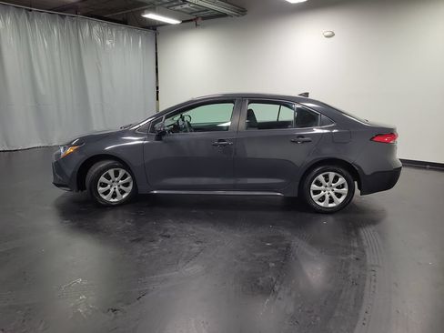 Used 2024 Toyota Corolla LE FWD image 5