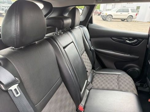 Used 2022 Nissan Rogue Sport SV w/ Technology Package AWD/4WD image 24