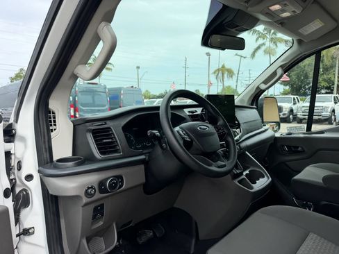 Used 2024 Ford Transit 350 XLT RWD image 13