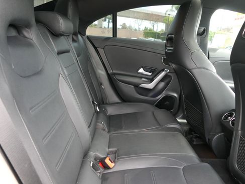 Used 2020 Mercedes-Benz CLA 250 image 25