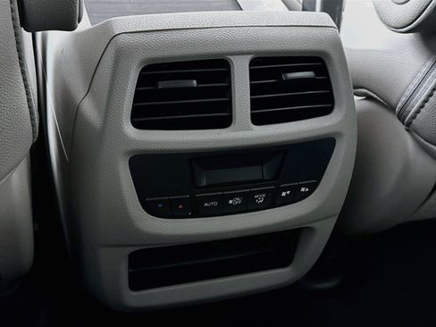 Used 2017 Honda Pilot EX-L image 25