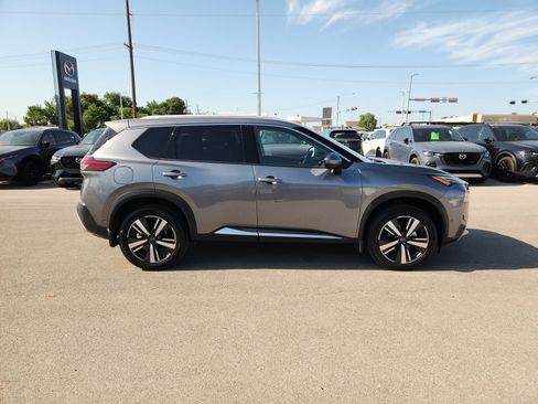Used 2023 Nissan Rogue Platinum w/ Platinum Premium Package AWD/4WD image 7