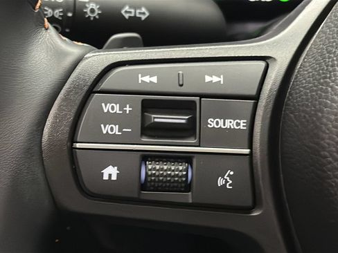 Certified 2025 Honda CR-V Sport image 27