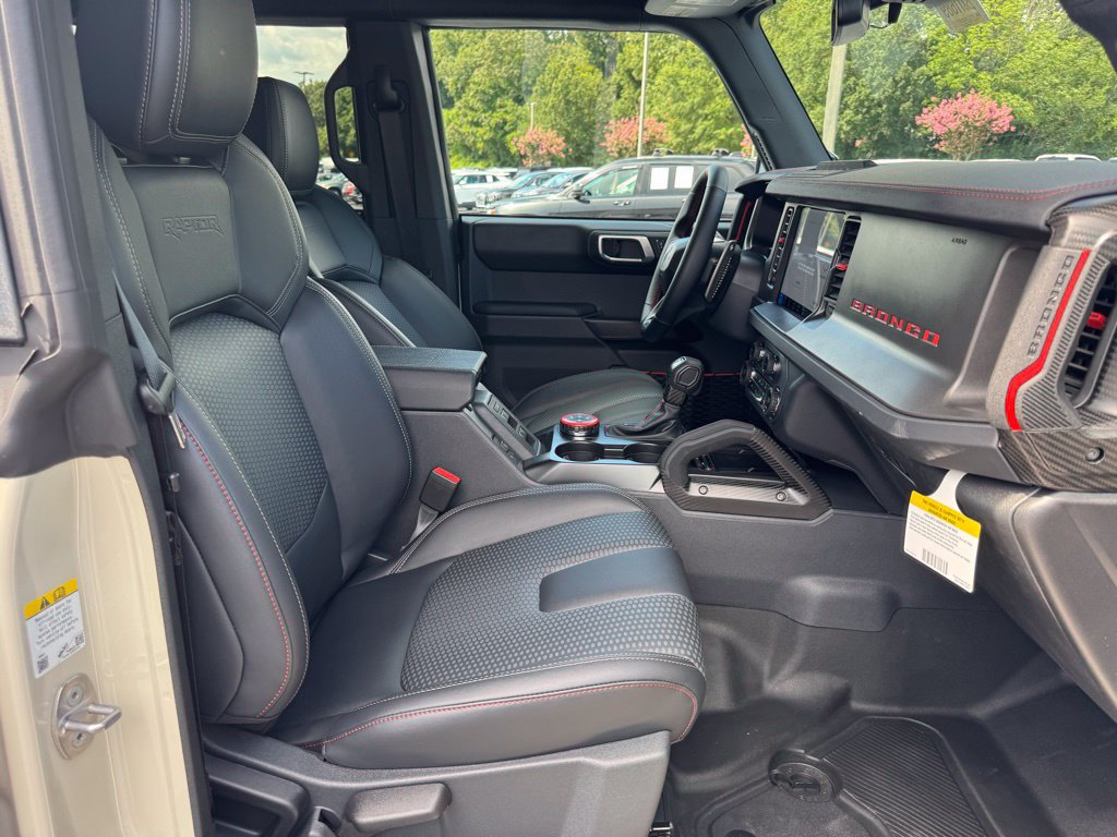 Used 2025 Ford Bronco Raptor AWD/4WD image 23