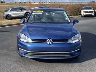 Used 2021 Volkswagen Golf 4-Door video 2