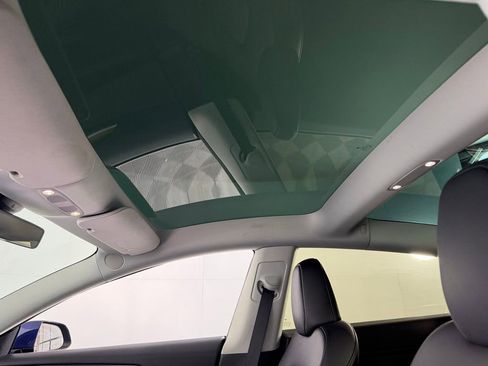 Used 2023 Tesla Model 3 Standard Range image 23