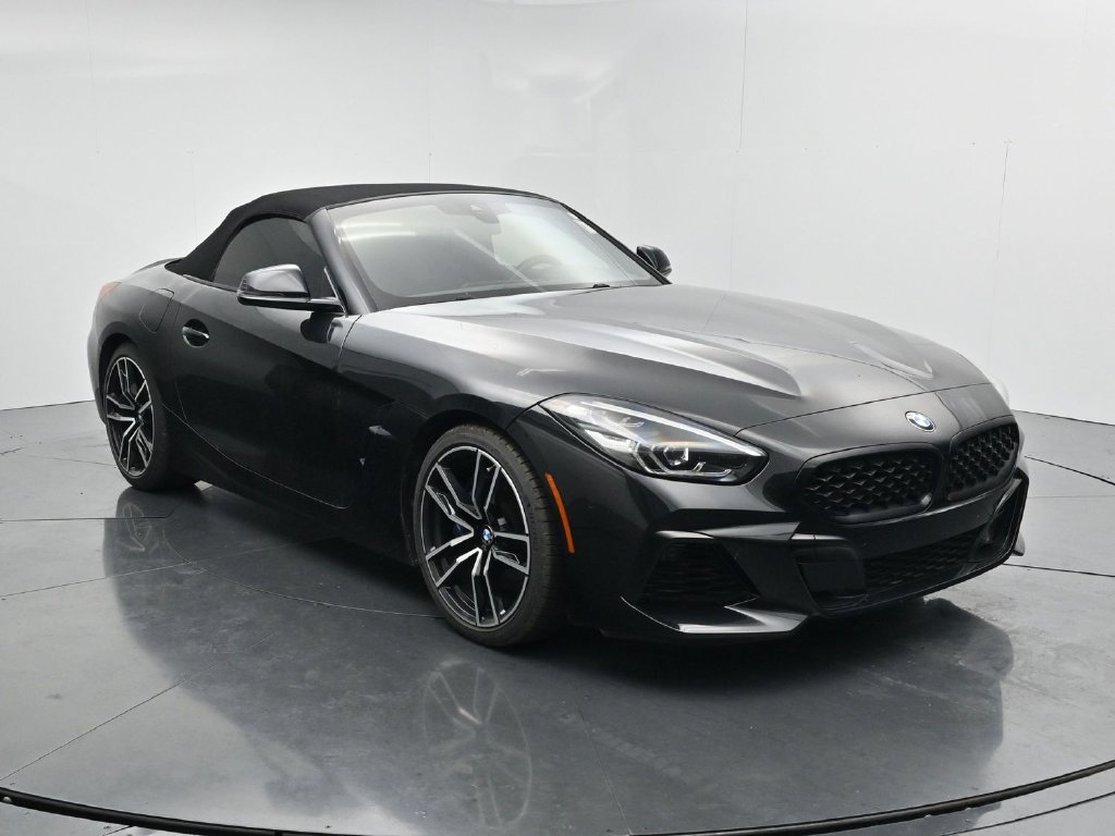 Used 2019 BMW Z4 sDrive30i w/ M Sport Package RWD image 2