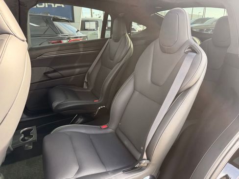 Used 2022 Tesla Model X Plaid AWD/4WD image 10