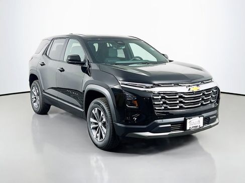 New 2026 Chevrolet Equinox LT w/ Convenience Package II AWD/4WD image 3
