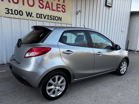 Used 2013 MAZDA MAZDA2 Touring image 35