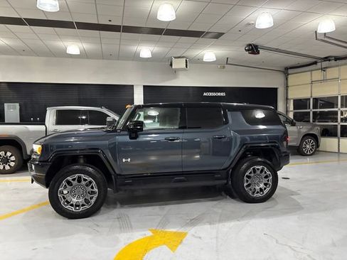 Used 2026 GMC Hummer EV SUV AWD/4WD image 5