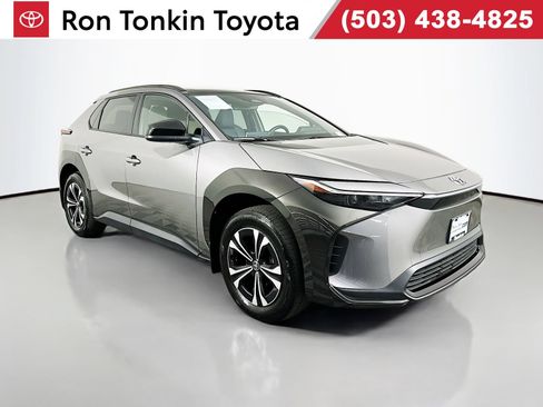 Used 2023 Toyota bZ4X AWD image 1
