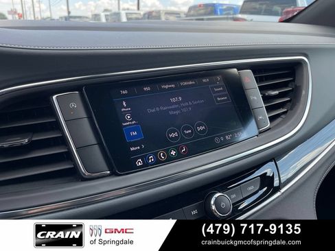 Used 2024 Buick Enclave Essence FWD image 16
