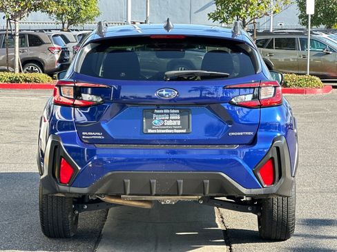 Certified 2024 Subaru Crosstrek 2.0i Premium w/ Crosstrek Mirror Package image 5