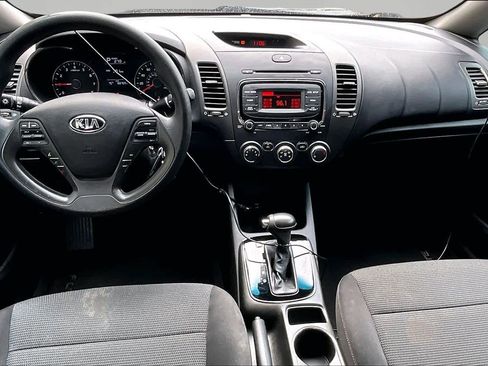 Used 2018 Kia Forte LX FWD image 15