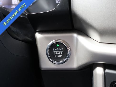 Used 2022 Ford Expedition XLT AWD/4WD image 35
