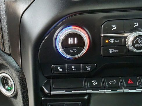 Used 2021 GMC Sierra 3500 AT4 w/ Gooseneck/5TH Wheel Package image 19