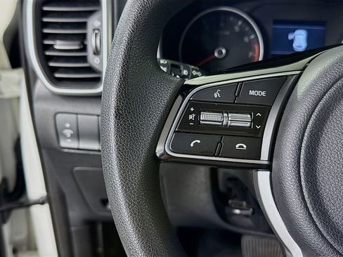 Used 2020 Kia Sportage LX AWD/4WD image 19