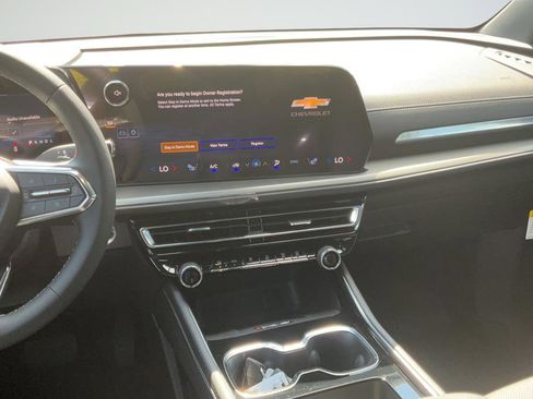 New 2026 Chevrolet Traverse LT FWD image 14