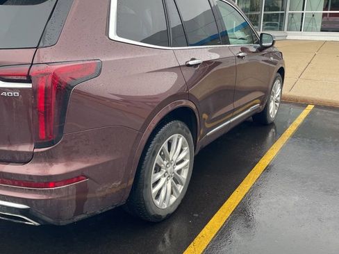 Used 2022 Cadillac XT6 Premium Luxury w/ LPO, Floor Liner Package AWD/4WD image 3